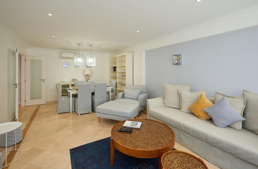 Oceanario 2 Bedroom Apartment - Sea View And Pool Cascais Bagian luar foto