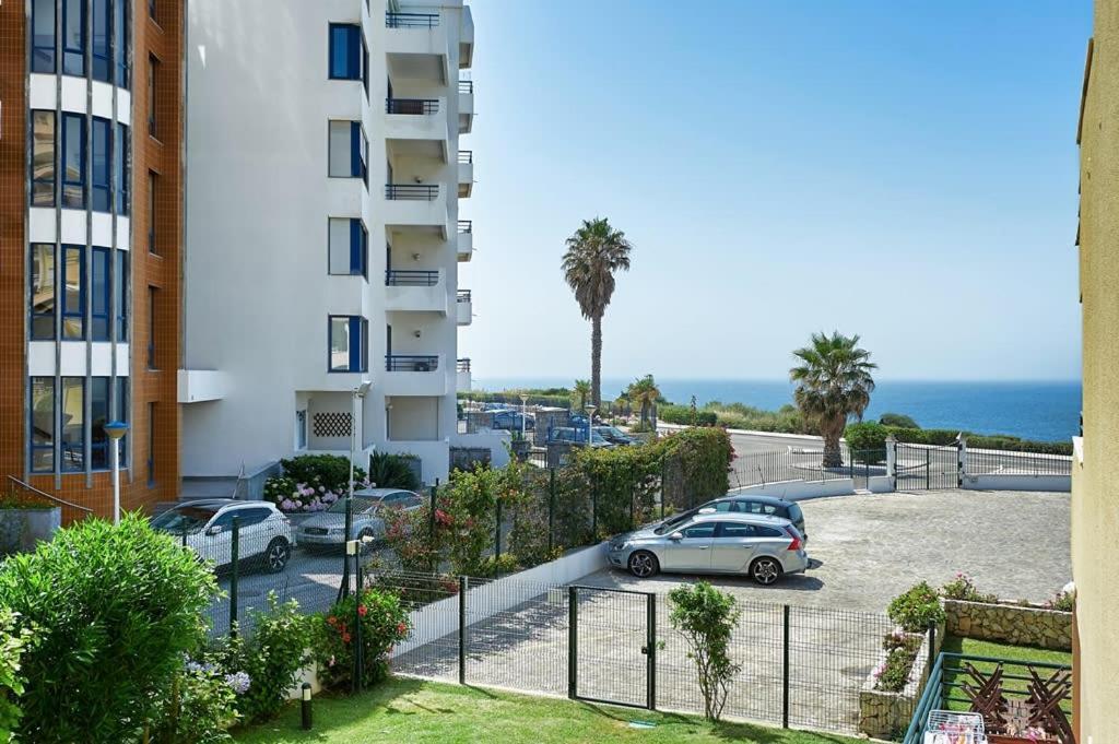 Oceanario 2 Bedroom Apartment - Sea View And Pool Cascais Bagian luar foto