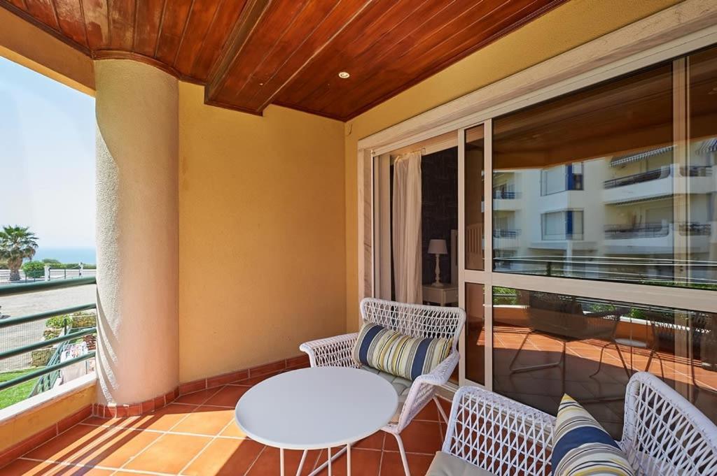 Oceanario 2 Bedroom Apartment - Sea View And Pool Cascais Bagian luar foto