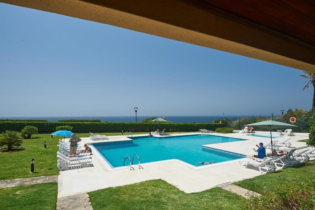 Oceanario 2 Bedroom Apartment - Sea View And Pool Cascais Bagian luar foto